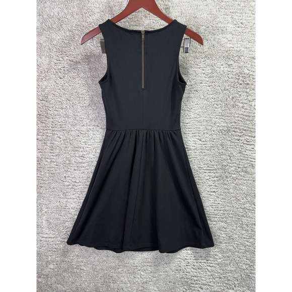Old Navy Sleeveless Dress Women Sz XS Black Sleeveless A-line Little Black Dress - Picture 4 of 7